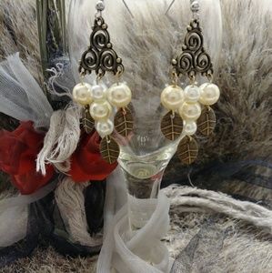 NWOT💐Handmade💐 Chandelier Earrings